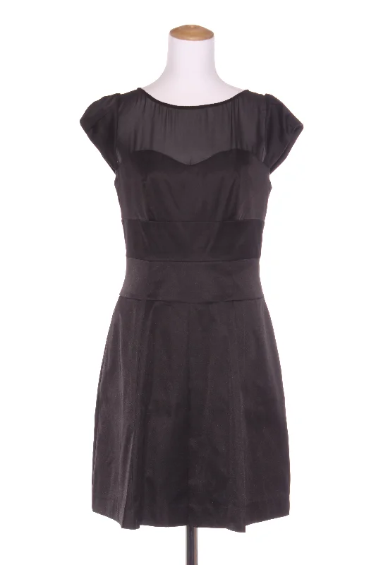 PORTMANS - Sheer panel cocktail dress! 12