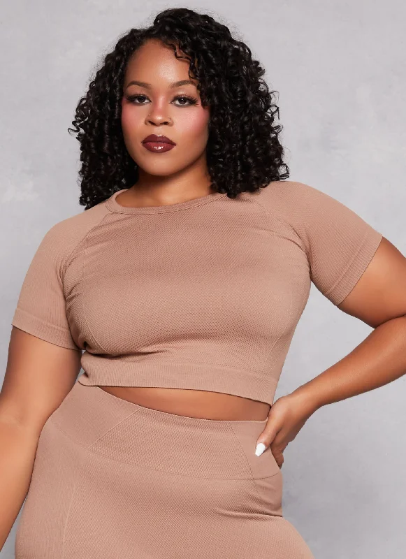 Plus Size Textured Knit Cropped T Shirt