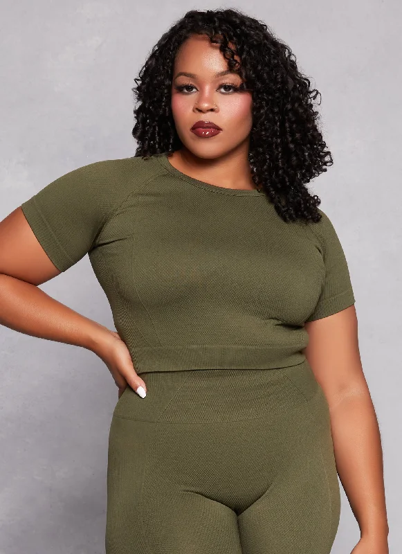 Plus Size Textured Knit Cropped T Shirt