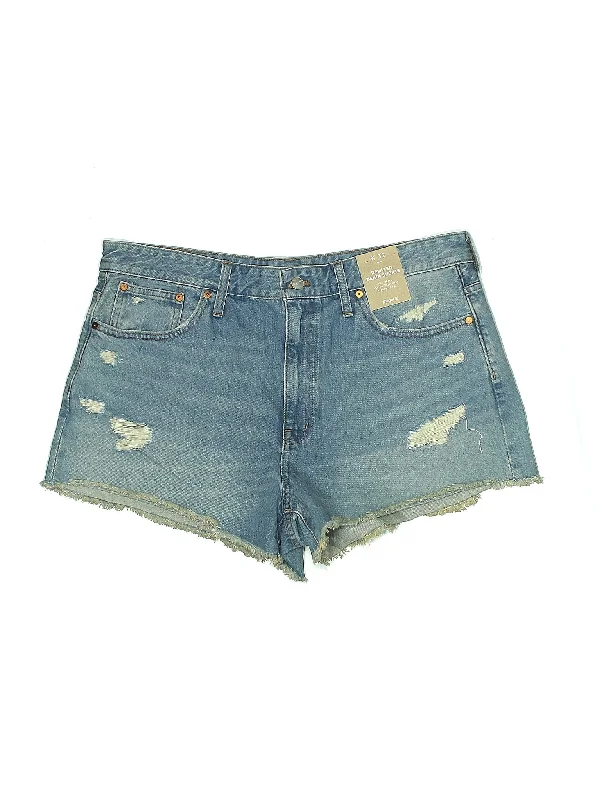 High-Rise Denim Shorts in Light Wash