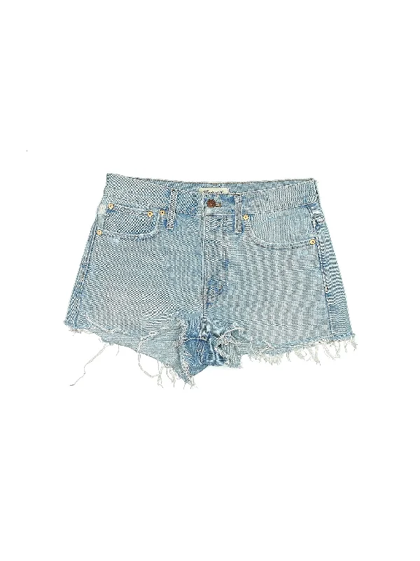 Low-Rise Denim Shorts in Light Wash