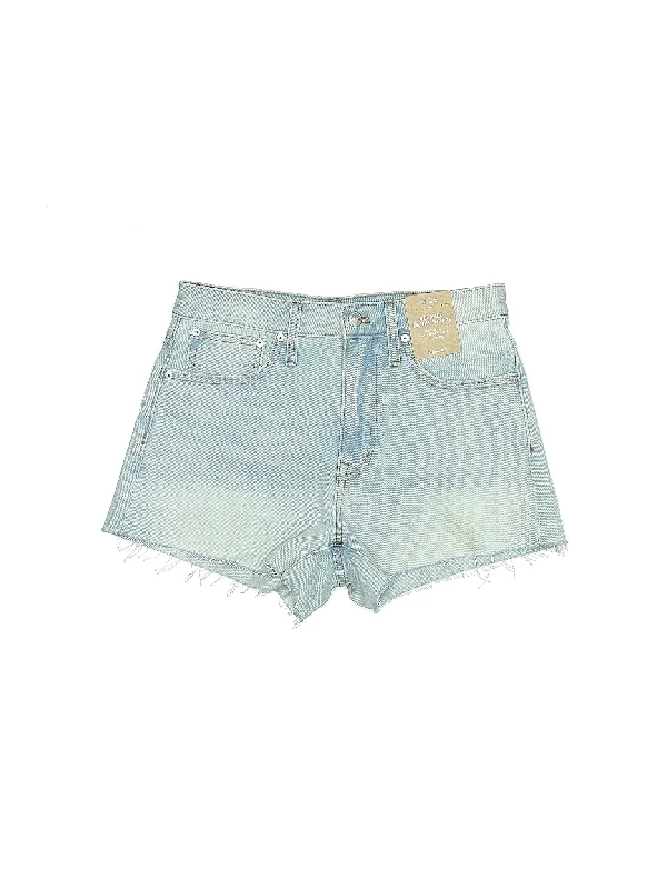 Mid-Rise Denim Shorts in Light Wash