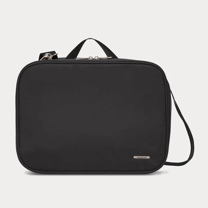 Travel Shoe Bags in Polyester with Ventilation Holes in KhakiTravelon Complete Hanging Toiletry Bag Travel Shoe Bags in Polyester with Ventilation Holes in KhakiTravelon Complete Hanging Toiletry Bag