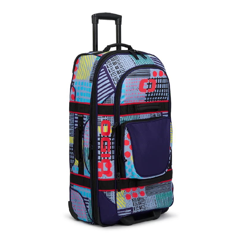 Adjustable Luggage Straps in Pink with Reflective Stripes for Night TravelOgio Terminal Travel Bag Adjustable Luggage Straps in Pink with Reflective Stripes for Night TravelOgio Terminal Travel Bag
