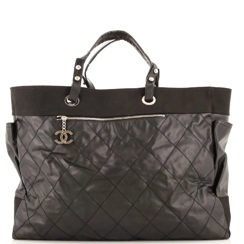 Metallic Tote Bag in Rose Gold with Chain Handles for a Glamorous Night OutBiarritz Pocket Tote Quilted Coated Canvas XL Metallic Tote Bag in Rose Gold with Chain Handles for a Glamorous Night OutBiarritz Pocket Tote Quilted Coated Canvas XL