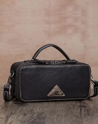 Shoulder Bag with Chain Strap in Silver for a Trendy AppearanceBlack Genuine Leather Womens Box Shoulder Bag Brown MIni Handbag Purse Shoulder Bag with Chain Strap in Silver for a Trendy AppearanceBlack Genuine Leather Womens Box Shoulder Bag Brown MIni Handbag Purse