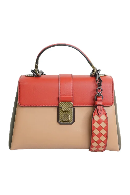 [WB3852] Bottega Veneta | Cross-Body Bag