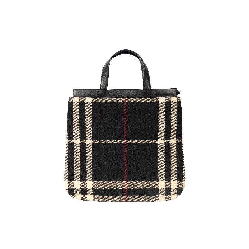 Quilted Tote Bag in Cream with Silver Hardware for a Classic and Sophisticated StyleFaux Fur - Trimmed Tote Bag in White for a Cozy Winter LookBurberry Blanket Tote - '10s