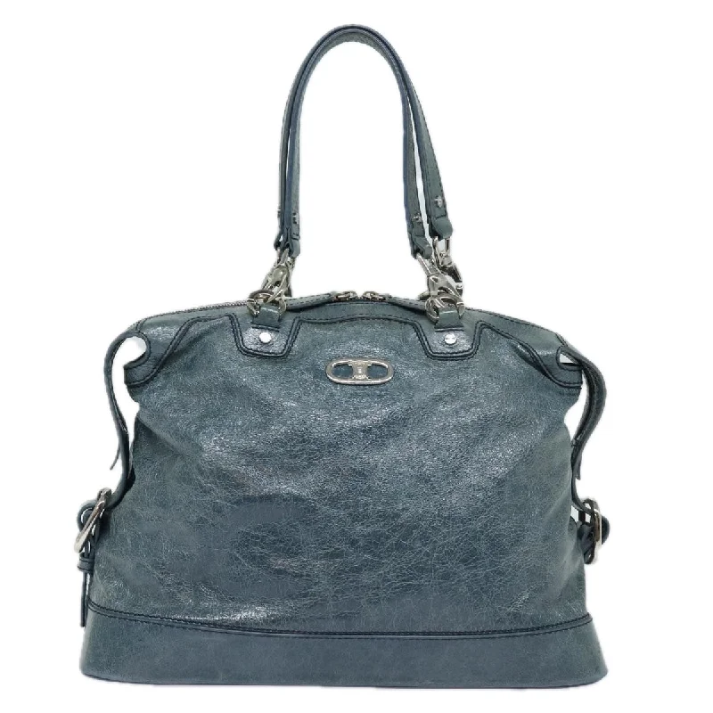 Monogrammed Tote Bag in Brown Leather with Personalized Initials for a Custom and Elegant TouchEmbroidered Tote Bag in Beige with Floral Motifs for a Boho - Chic VibeCéline Cabas  Leather Tote Bag (Pre-Owned)