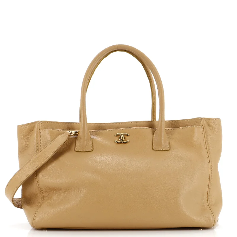 Women's Tote Bag with Zipper Closure in Red for Secure StorageQuilted Tote Bag in Cream with Silver Hardware for a Classic and Sophisticated StyleCerf Executive Tote Leather Medium Women's Tote Bag with Zipper Closure in Red for Secure StorageQuilted Tote Bag in Cream with Silver Hardware for a Classic and Sophisticated StyleCerf Executive Tote Leather Medium