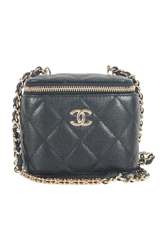 [WB4066] Chanel | Cross-Body Bag