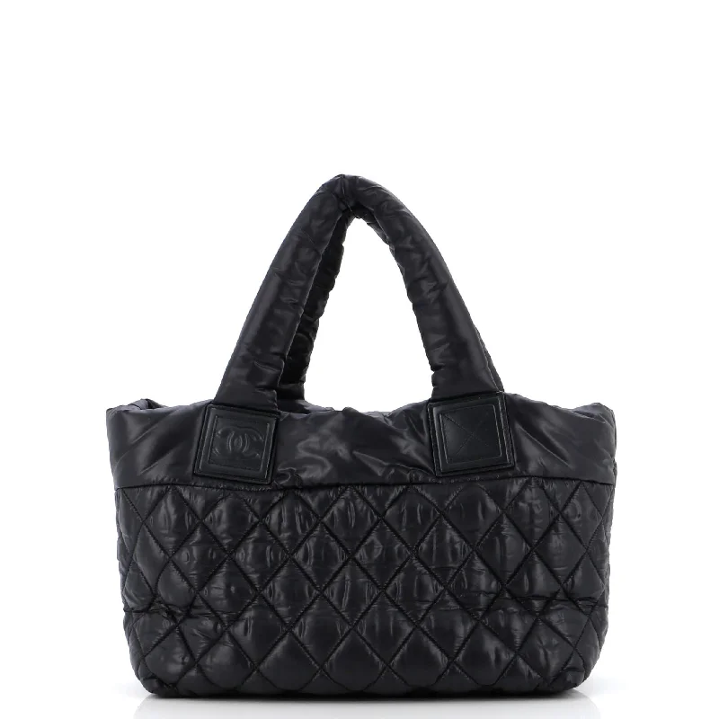 Medium - Sized Canvas Tote Bag in Navy Blue with Striped Pattern for a Nautical - Inspired LookWomen's Tote Bag with Zipper Closure in Red for Secure StorageCoco Cocoon Reversible Tote Quilted Nylon Small Medium - Sized Canvas Tote Bag in Navy Blue with Striped Pattern for a Nautical - Inspired LookWomen's Tote Bag with Zipper Closure in Red for Secure StorageCoco Cocoon Reversible Tote Quilted Nylon Small