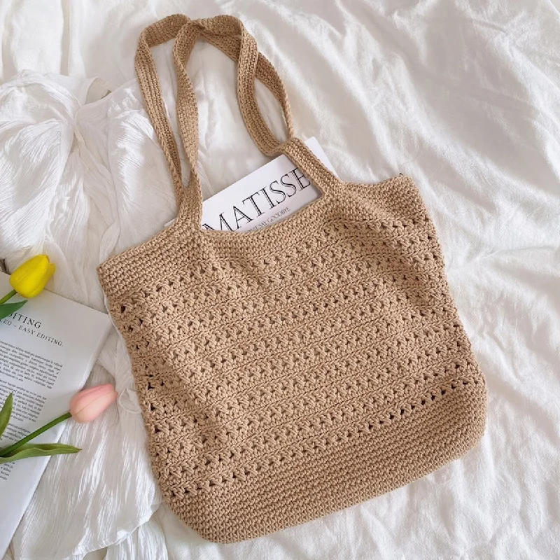Quilted Tote Bag in Cream with Silver Hardware for a Classic and Sophisticated StyleElena Handbags Retro Style Tote Bag