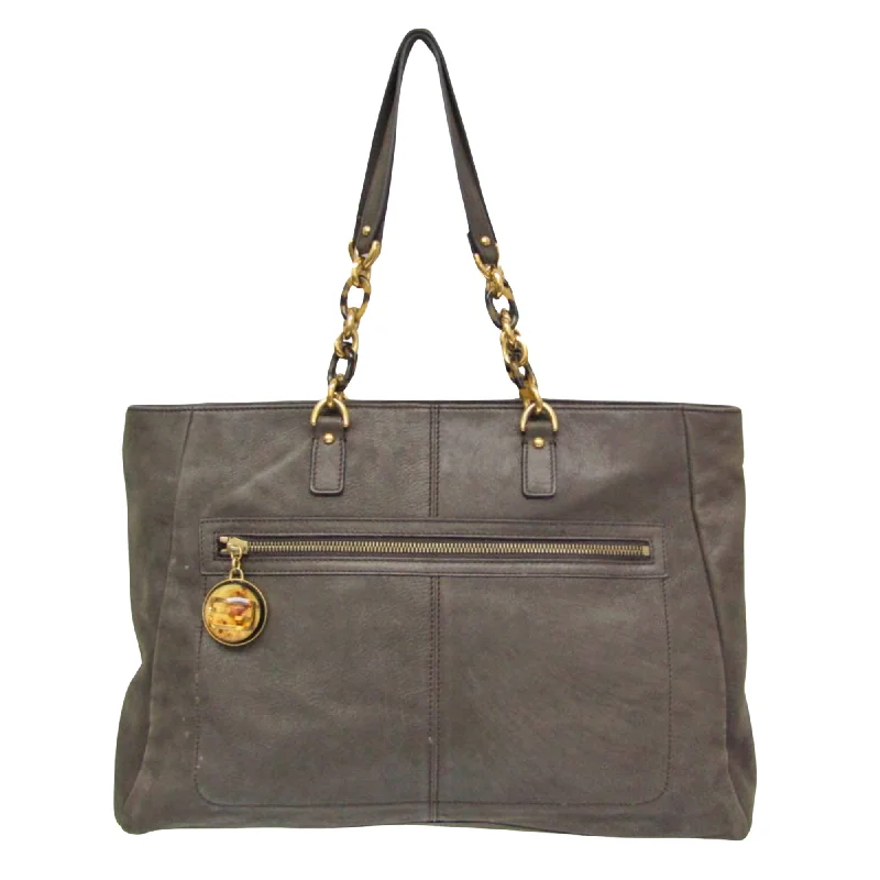 Small Vegan Leather Tote Bag in Blush Pink with Gold - Tone Hardware for a Feminine and Stylish AccessoryPatchwork Tote Bag in Denim with Vintage - Inspired Designs for a Retro AppealFendi  Leather Tote Bag (Pre-Owned)