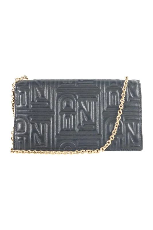 Crossbody Shoulder Bag in Black Leather with Gold Hardware for Night Outs[WB4071] Fendi | Shoulder Bag