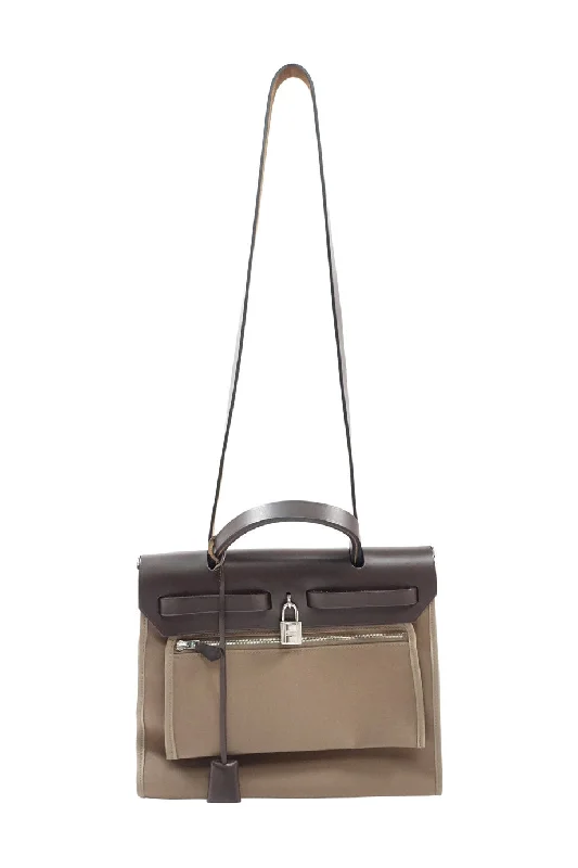 Embroidered Denim Shoulder Bag in Blue for a Vintage Vibe[WB5021] Hermès | Shoulder Bag