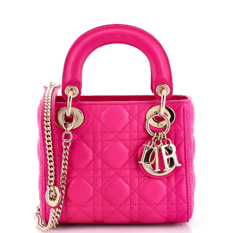 Pvc Shoulder Bag in Clear with Glitter for a Fun and Modern LookPvc Shoulder Bag in Clear with Glitter for a Fun and Modern LookLady Dior Chain Bag Cannage Quilt Lambskin Mini