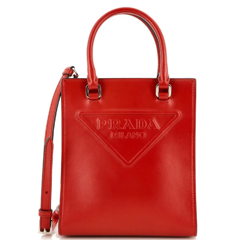 Faux Fur - Trimmed Tote Bag in White for a Cozy Winter LookLogo Drill Tote Leather Mini