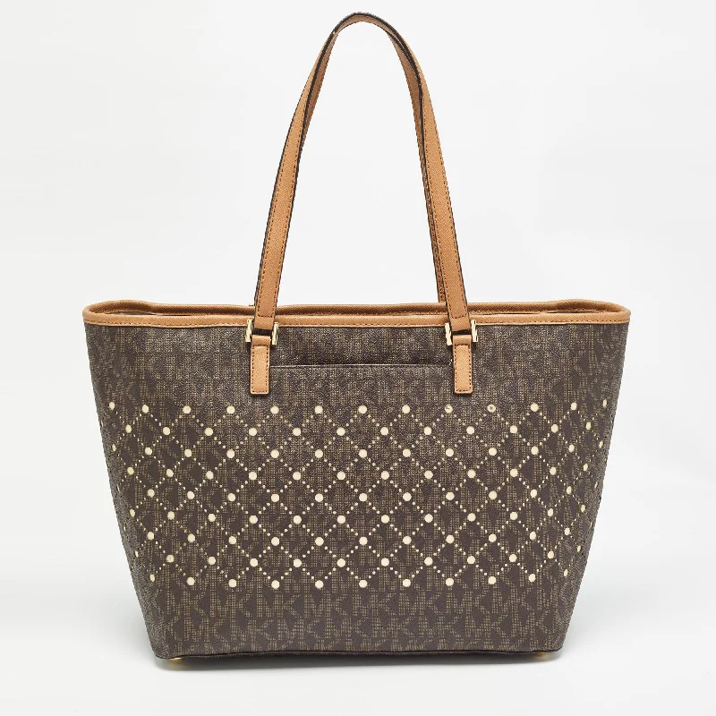 Linen Tote Bag in Natural Beige with Braided Details for a Rustic Summer EnsembleMetallic Tote Bag in Rose Gold with Chain Handles for a Glamorous Night OutMichael Kors Brown Signature Coated Canvas And Leather Jet Set Violet Tote