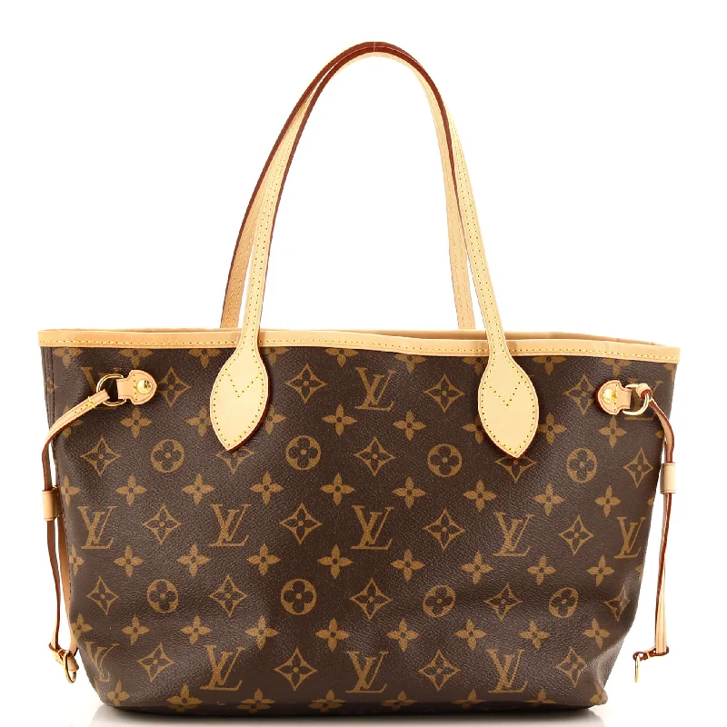 Geometric - Printed Tote Bag in Multicolor for a Contemporary and Trendy OutfitQuilted Tote Bag in Cream with Silver Hardware for a Classic and Sophisticated StyleNeverfull NM Tote Monogram Canvas PM Geometric - Printed Tote Bag in Multicolor for a Contemporary and Trendy OutfitQuilted Tote Bag in Cream with Silver Hardware for a Classic and Sophisticated StyleNeverfull NM Tote Monogram Canvas PM