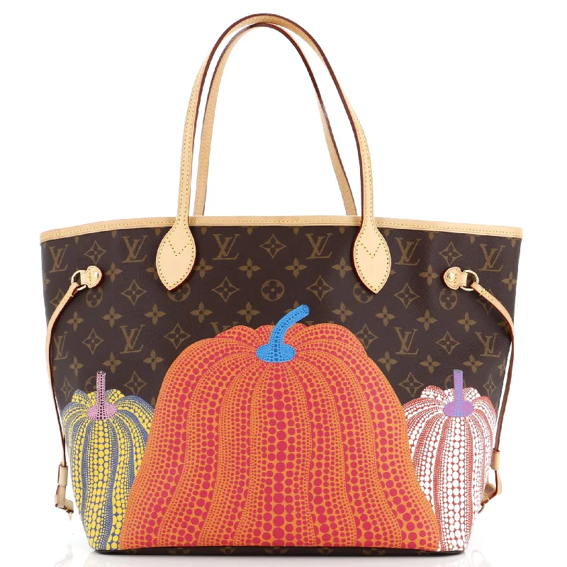 Quilted Tote Bag in Cream with Silver Hardware for a Classic and Sophisticated StyleNeverfull NM Tote Yayoi Kusama Pumpkins Monogram Canvas MM