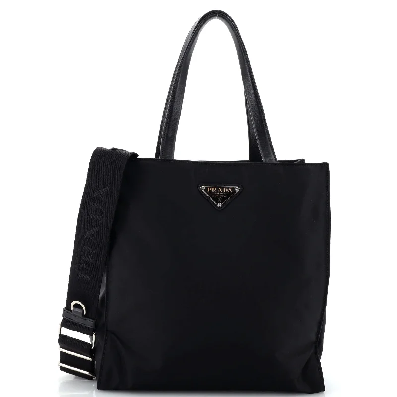 Medium - Sized Canvas Tote Bag in Navy Blue with Striped Pattern for a Nautical - Inspired LookPadded Convertible Shopping Tote Re-Nylon with Leather Medium