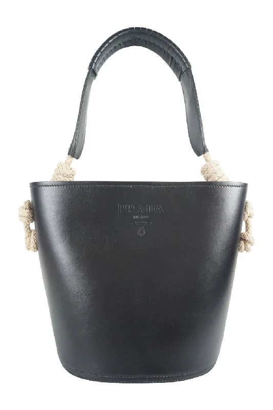 Straw Crossbody Bag in Natural Color for Beach Vacations and Summer Days[WB4238] Prada | Cross-Body Bag