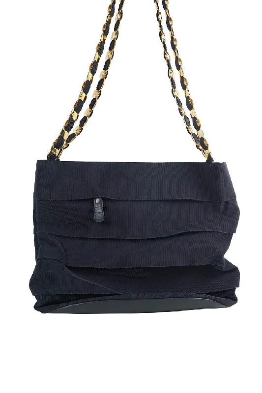 Leather Shoulder Bag with Magnetic Closure in Black for Quick Access[WB4187] Salvatore Ferragamo | Shoulder Bag