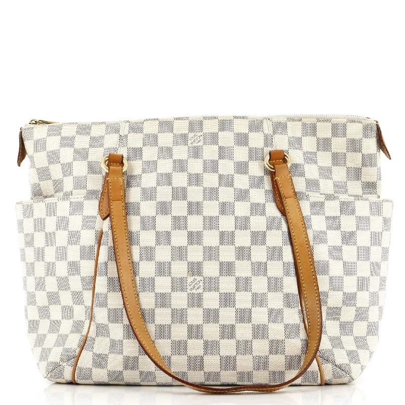 Shoulder Bag with Chain Strap in Silver for a Trendy AppearanceShoulder Bag with Chain Strap in Silver for a Trendy AppearanceTotally Handbag Damier GM Shoulder Bag with Chain Strap in Silver for a Trendy AppearanceShoulder Bag with Chain Strap in Silver for a Trendy AppearanceTotally Handbag Damier GM