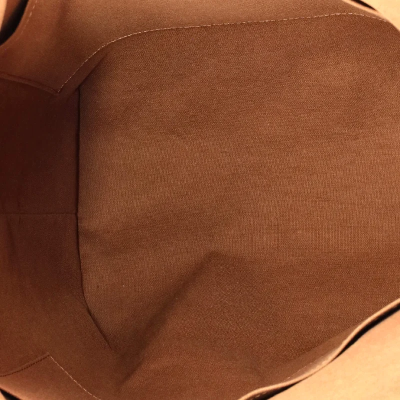 Small Vegan Leather Tote Bag in Blush Pink with Gold - Tone Hardware for a Feminine and Stylish AccessoryWomen's Tote Bag with Detachable Pouch in Purple for Added ConvenienceTotally Handbag Monogram Canvas GM