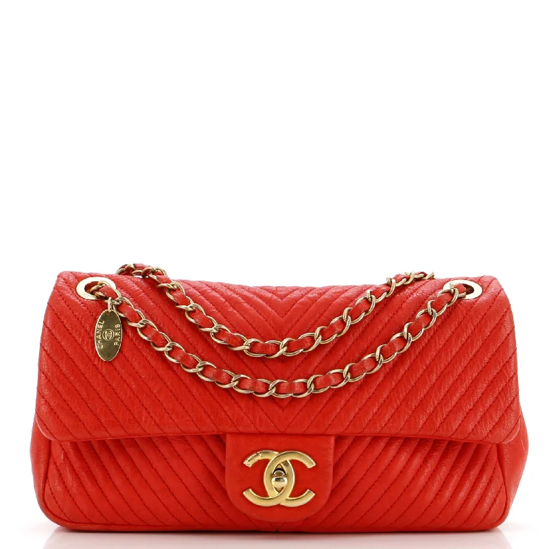 Women's Shoulder Bag with Faux Fur Strap in White for Winter StyleQuilted Shoulder Bag in Cream for a Classic and Elegant LookMedallion Charm Flap Bag Chevron Wrinkled Lambskin Medium Women's Shoulder Bag with Faux Fur Strap in White for Winter StyleQuilted Shoulder Bag in Cream for a Classic and Elegant LookMedallion Charm Flap Bag Chevron Wrinkled Lambskin Medium