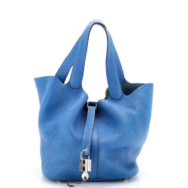Shoulder Bag with Chain Strap in Silver for a Trendy AppearanceWomen's Shoulder Bag with Adjustable Strap in Pink for ComfortPicotin Lock Bag Clemence GM Shoulder Bag with Chain Strap in Silver for a Trendy AppearanceWomen's Shoulder Bag with Adjustable Strap in Pink for ComfortPicotin Lock Bag Clemence GM